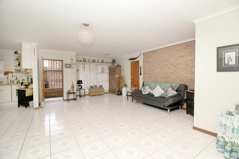 6 Bedroom Property for Sale in Hersham Western Cape